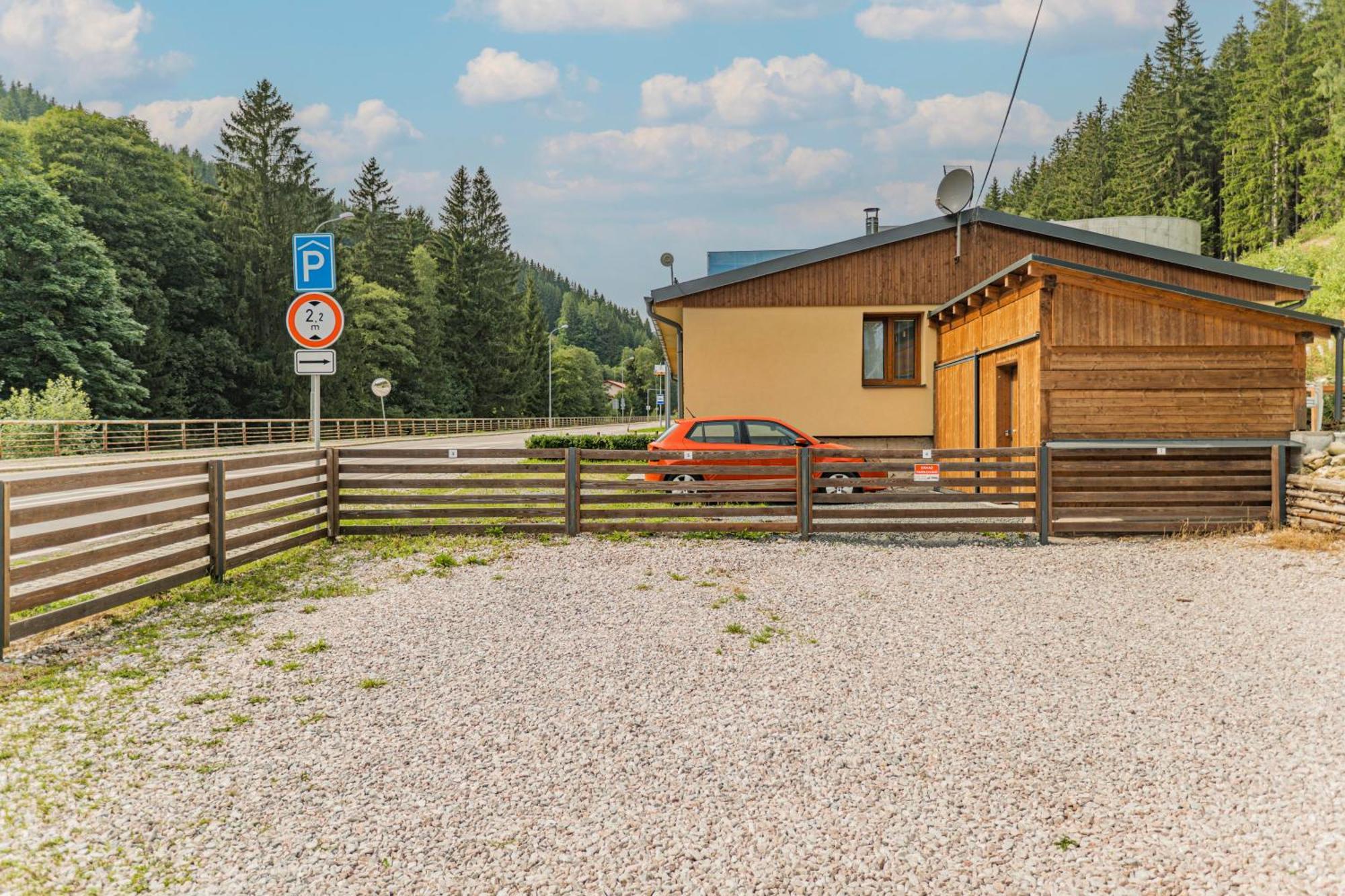 Apartman Horalka Pec pod Snezkou Exterior photo